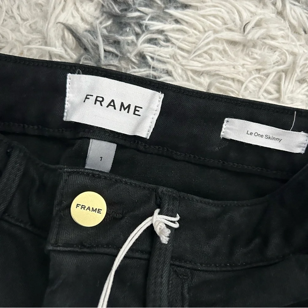 NWT - FRAME Le One Skinny Jeans - Picture 6 of 8